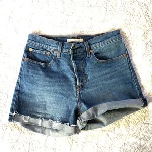 Levi’s Wedgie Short High Waist Button Fly